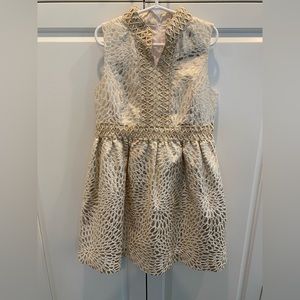 Lilly Pulitzer Girls Dress size 10. Gold and white. Excellent Condition.